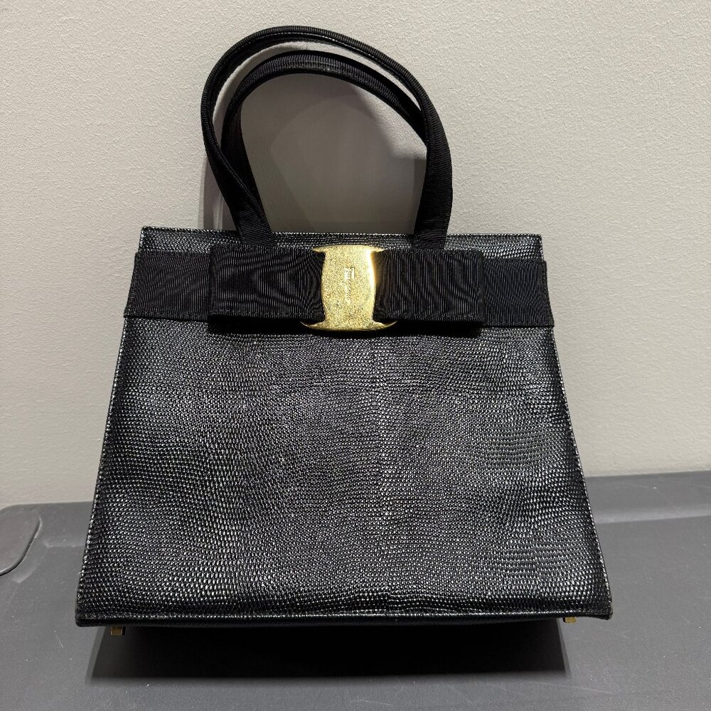 Salvatore Ferragamo Vara Lizard Embossed Black Leather Handbag w/ Bow Top Handle